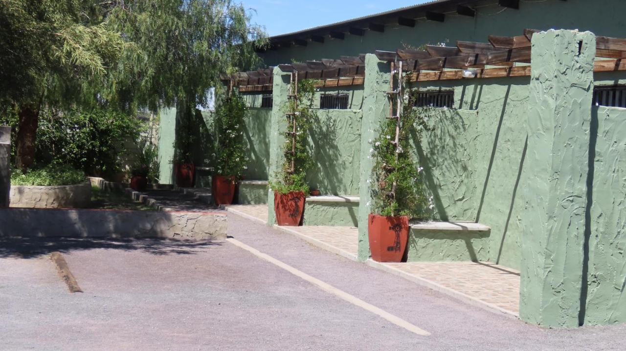 Die Windpomp Gastehuis Beaufort West Kültér fotó